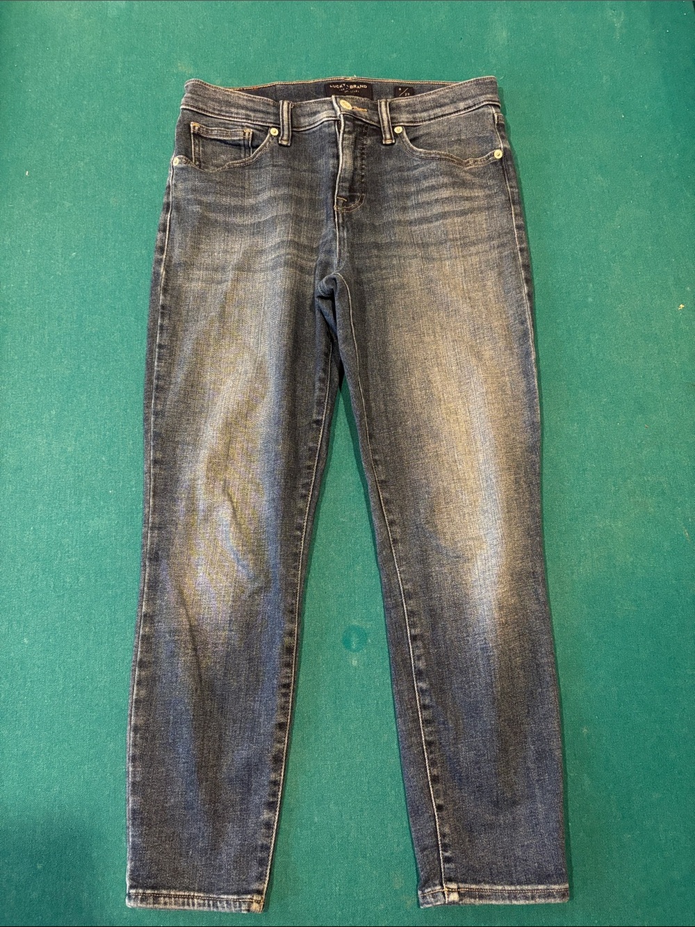 Lucky's Mid Rise Crop Ava Slim Straight Women's Jeans in Washed Blue 8/29